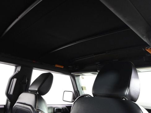 Used 2022 Ford Bronco Badlands image 17