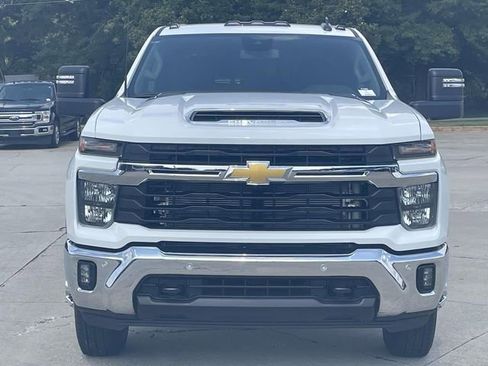 New 2026 Chevrolet Silverado 3500 LT w/ All Star Edition AWD/4WD image 6