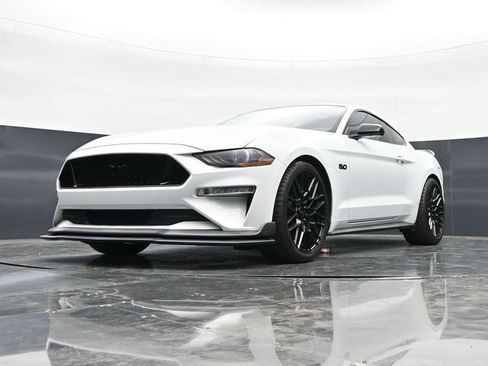 Used 2022 Ford Mustang GT Premium w/ Equipment Group 401A RWD image 39