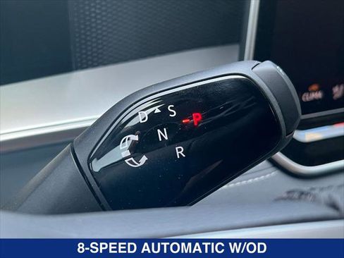 New 2026 Volkswagen Tiguan SE R-Line FWD image 13