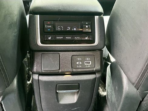 Used 2023 Subaru Ascent Limited w/ Technology Package AWD/4WD image 29