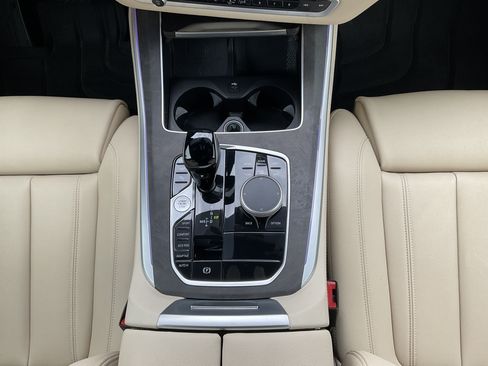 Certified 2022 BMW X5 sDrive40i w/ Premium Package RWD image 18