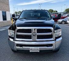 Used 2018 RAM 3500 SLT AWD/4WD image 10