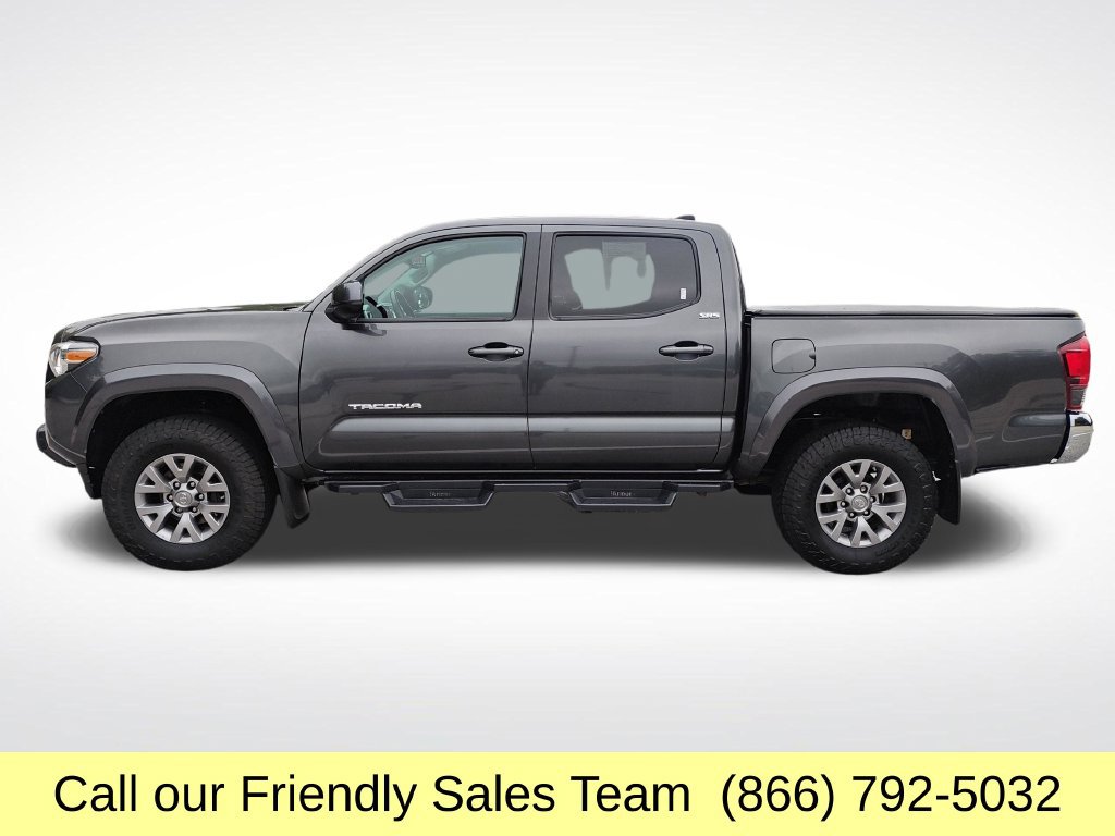Used 2019 Toyota Tacoma SR5 AWD/4WD image 2