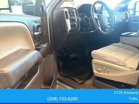 Used 2017 Chevrolet Silverado 2500 LT w/ LT Convenience Package AWD/4WD image 14