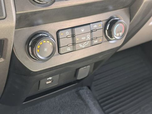 Used 2019 Ford F550 2WD Regular Cab Super Duty image 19