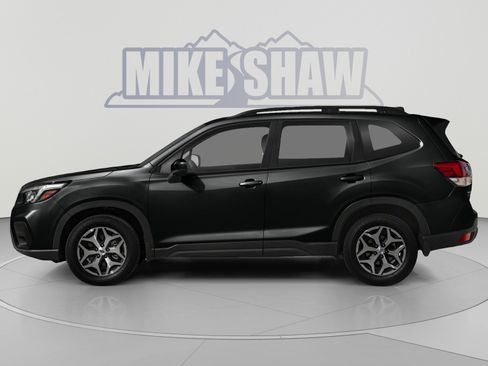 Used 2021 Subaru Forester Premium AWD/4WD image 3