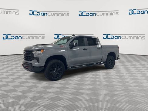 Used 2024 Chevrolet Silverado 1500 LT Trail Boss w/ Convenience Package II AWD/4WD image 4