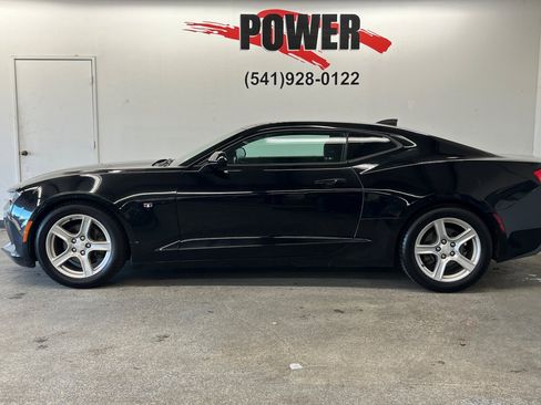 Used 2017 Chevrolet Camaro LT image 6