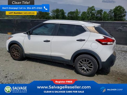 Used 2019 Nissan Kicks S FWD image 3