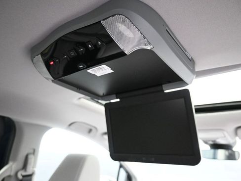 Used 2024 Honda Odyssey EX-L image 15