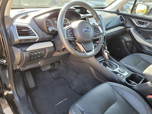 Used 2024 Subaru Forester Limited image 19