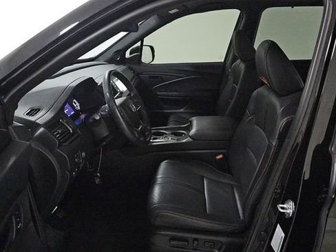 Used 2024 Honda Passport TrailSport image 18