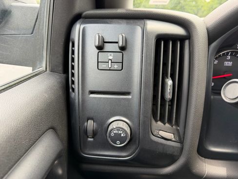 Used 2018 Chevrolet Silverado 2500 W/T w/ WT Fleet Convenience Package RWD image 22