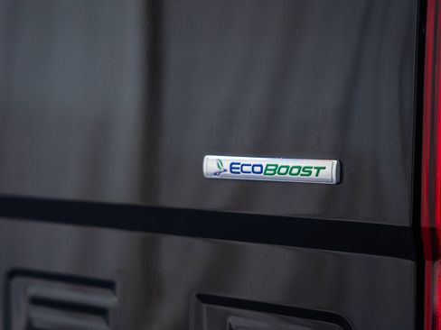 Certified 2019 Ford Ranger Lariat w/ Equipment Group 501A Mid image 9