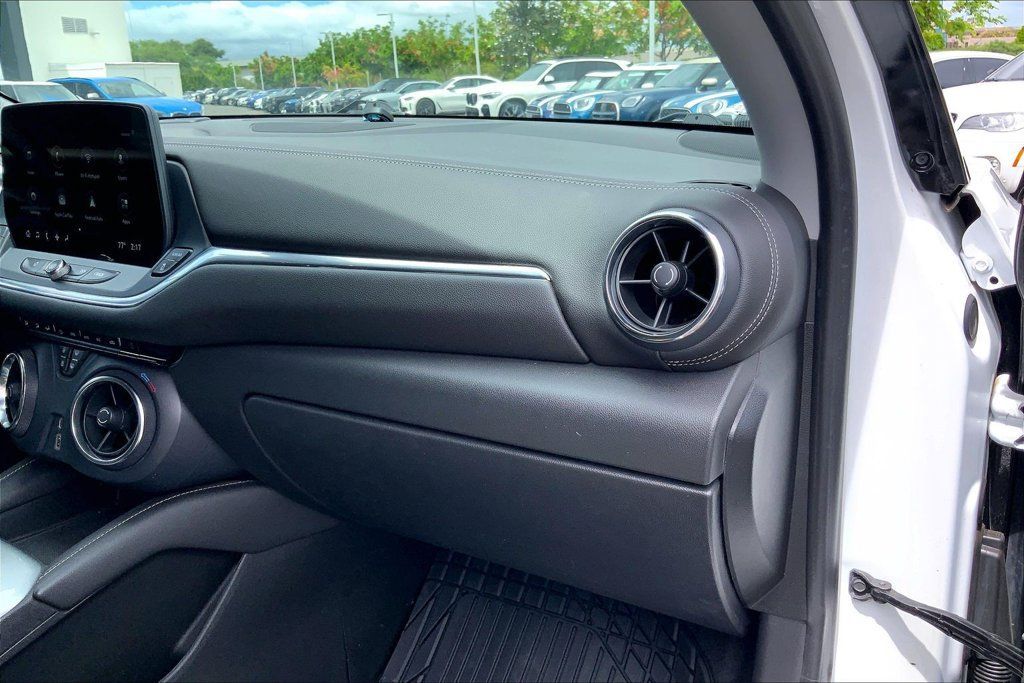 Used 2023 Chevrolet Blazer LT FWD image 15
