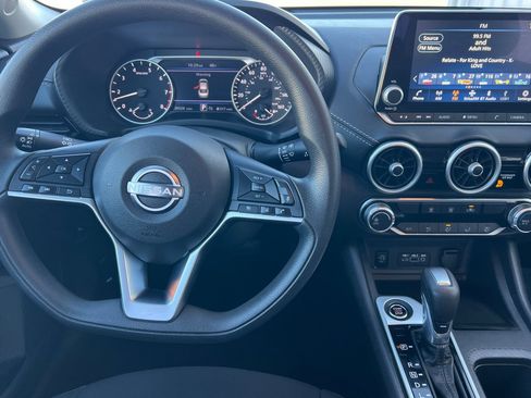 Used 2024 Nissan Sentra SV image 15