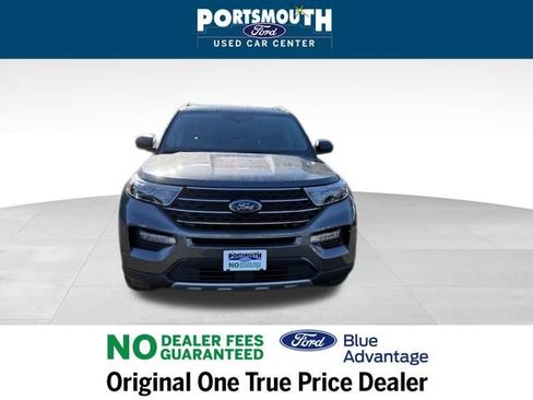 Used 2023 Ford Explorer XLT w/ Equipment Group 202A image 9