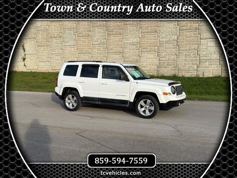 Used 2011 Jeep Patriot Latitude AWD/4WD image 8