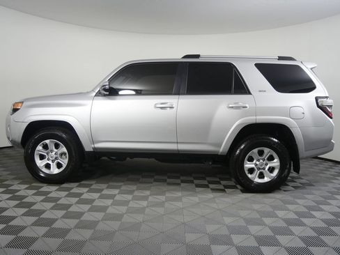 Used 2024 Toyota 4Runner SR5 Premium w/ Moonroof Package AWD/4WD image 6