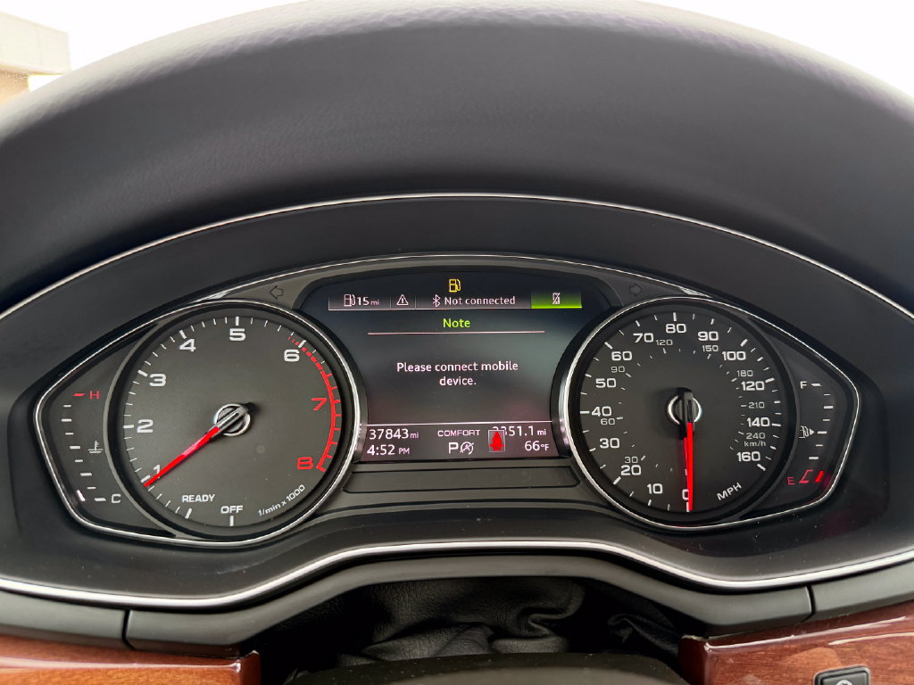 Used 2022 Audi A4 2.0T Premium AWD/4WD image 25