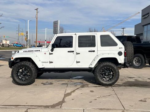 Used 2015 Jeep Wrangler Unlimited Rubicon image 6