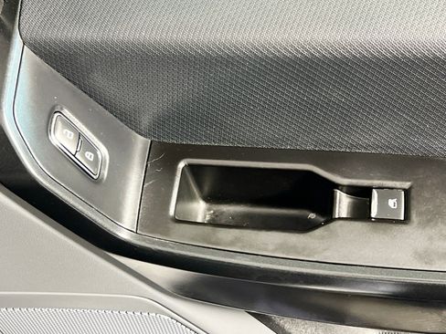 Used 2021 Ford F150 XL w/ Equipment Group 101A High RWD image 30