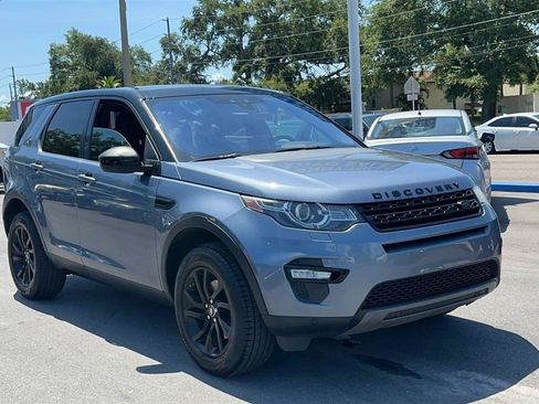 Used 2018 Land Rover Discovery Sport HSE AWD/4WD image 5