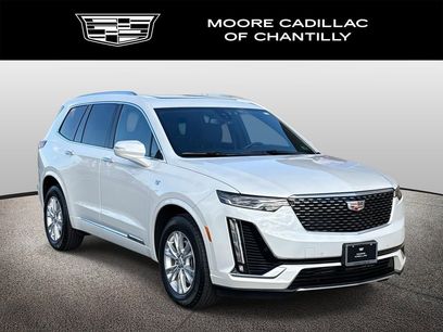 New 2025 Cadillac XT6 Luxury
