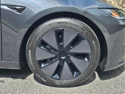 Used 2024 Tesla Model 3 Long Range RWD image 18