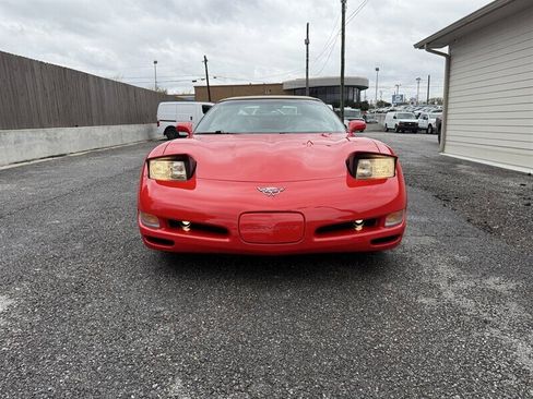 Used 2003 Chevrolet Corvette Convertible w/ Preferred Equipment Group1 image 23