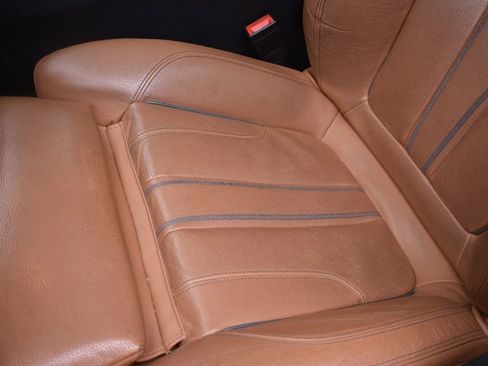 Used 2019 BMW 530i xDrive w/ Convenience Package image 12