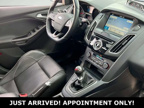 Used 2018 Ford Focus ST w/ Equipment Group 402A image 27