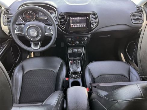 Used 2021 Jeep Compass Latitude w/ Sun and Sound Group image 11