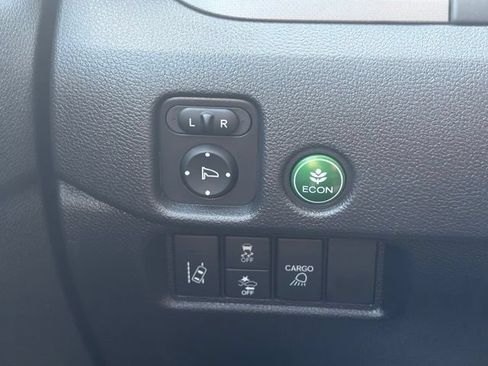 Certified 2024 Honda Ridgeline RTL image 25