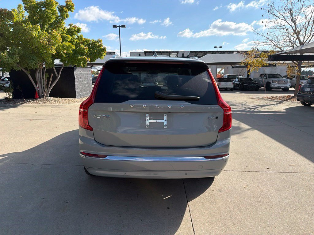Used 2024 Volvo XC90 B6 Plus w/ Protection Package Premier AWD/4WD image 4