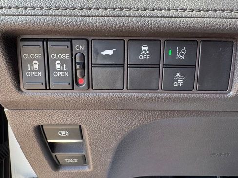 Used 2019 Honda Odyssey EX-L image 27