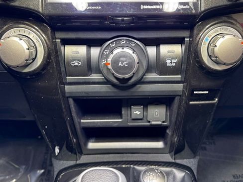 Certified 2024 Toyota 4Runner TRD Off-Road Premium w/ Off Road Premium Plus Package AWD/4WD image 37