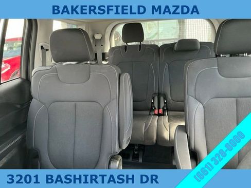 Used 2023 Jeep Grand Cherokee L Laredo image 23