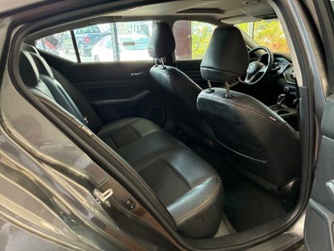 Used 2022 Nissan Altima 2.5 SR w/ Midnight Edition Package image 30