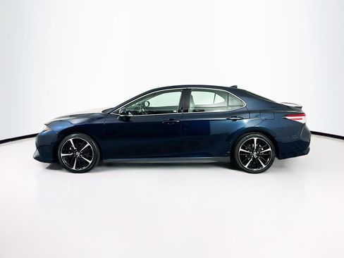 Used 2020 Toyota Camry XSE w/ Navigation Package FWD image 4