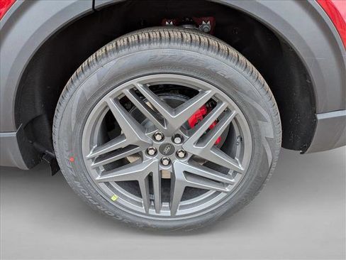 New 2026 Ford Explorer ST w/ Sun And Sound Package image 9