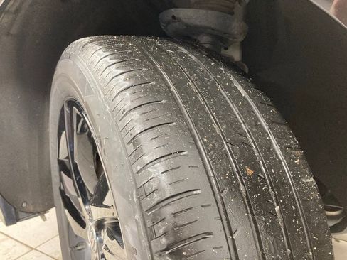 Used 2024 Buick Encore GX Sport Touring image 25