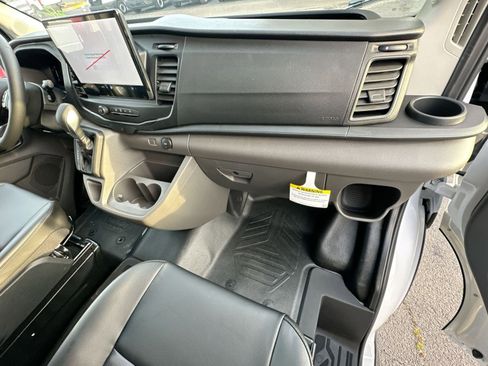 New 2026 Ford Transit 250 148 Medium Roof w/ Load Area Protection Package image 38