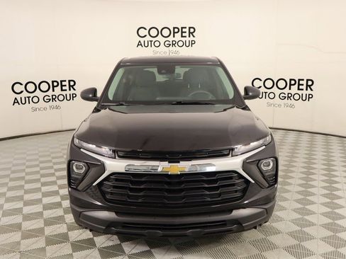 Used 2024 Chevrolet TrailBlazer LS w/ LS Convenience Package image 8