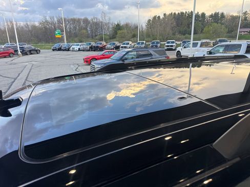 Certified 2020 Ford Expedition Limited w/ Equipment Group 301A image 18