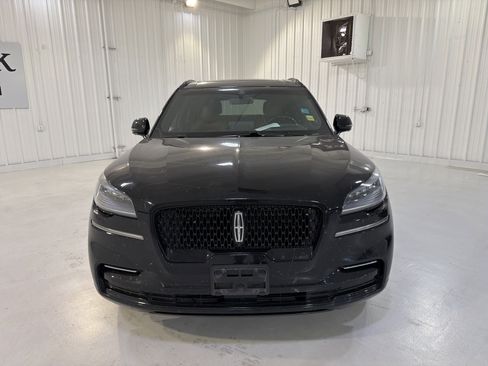 Used 2023 Lincoln Aviator Reserve w/ Equipment Group 201A image 8