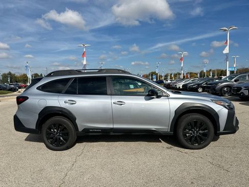 Certified 2025 Subaru Outback Onyx Edition image 14