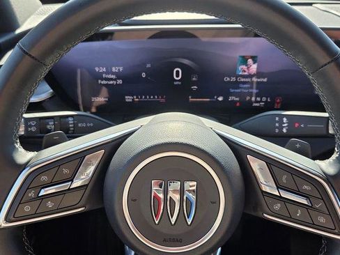 Used 2025 Buick Enclave Sport Touring image 47