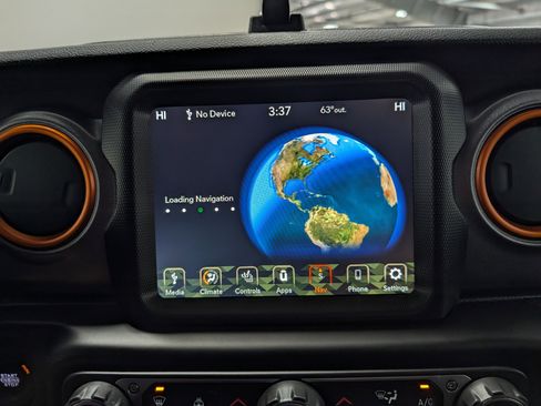 Used 2022 Jeep Gladiator Mojave w/ Cold Weather Group image 26